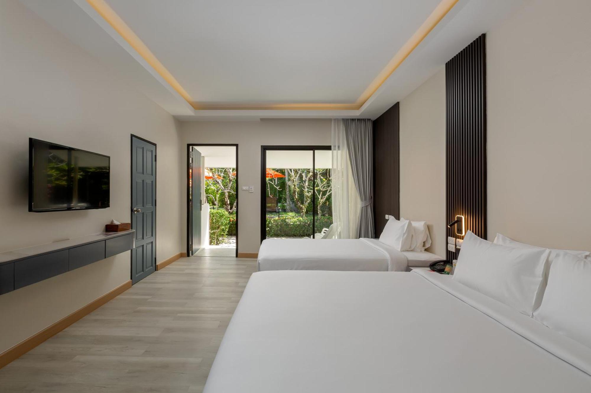 Nai Yang Beach Resort And Spa Exterior foto