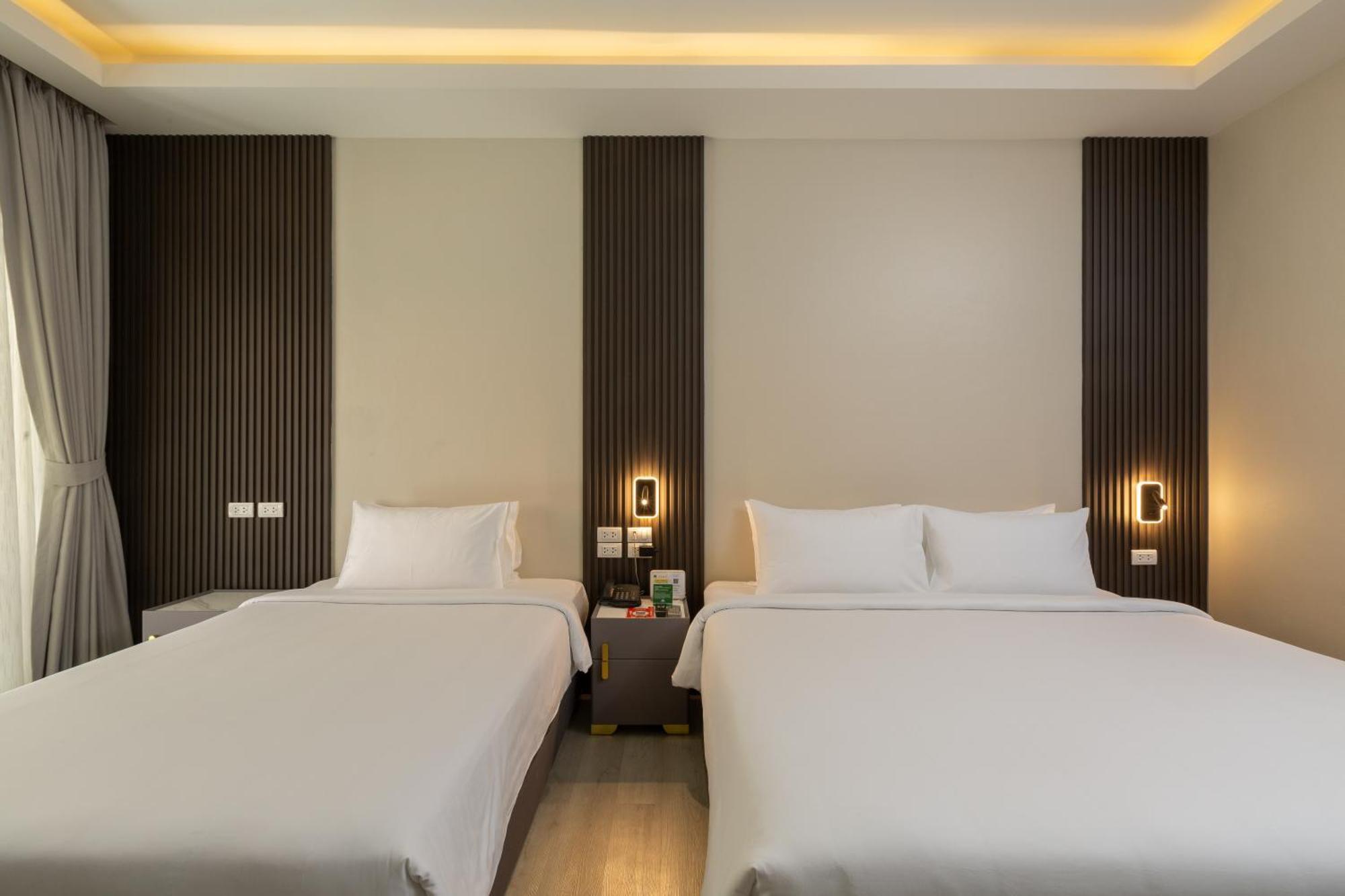 Nai Yang Beach Resort And Spa Exterior foto